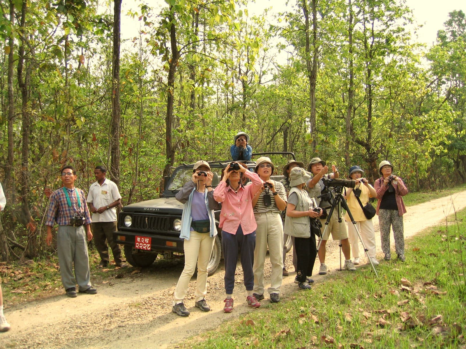 14 Days ABC + Mardi Himal Trek with Chitwan 4